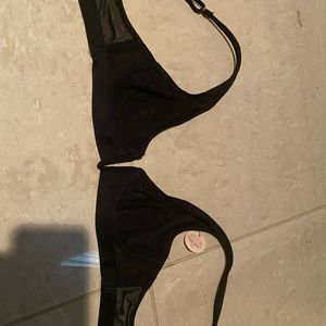 32b bra Victoria secret